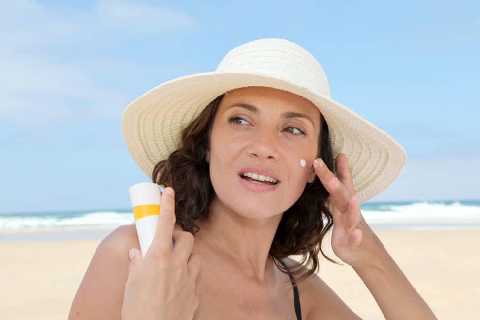 The Importance of Sunscreen: How Sunscreen Protects Your Skin from Harmful UV Rays